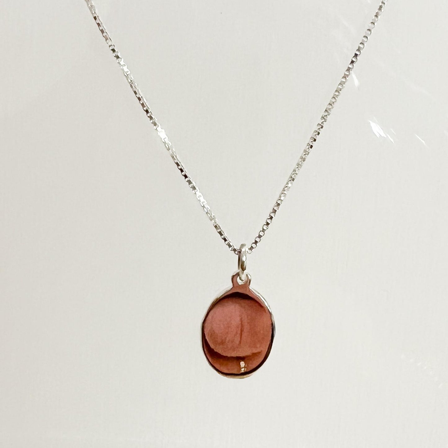 Oval Necklace inc. Personalization