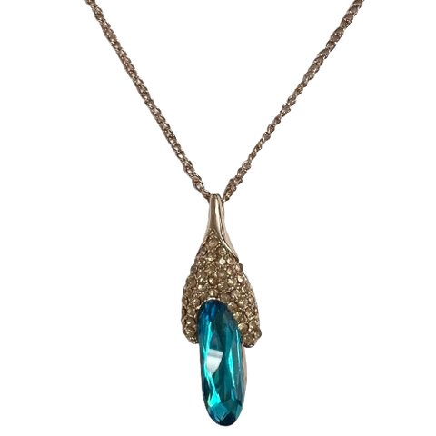 Necklace with Oval Turquoise Gem