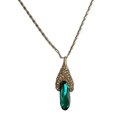 Necklace with Oval Green Gem