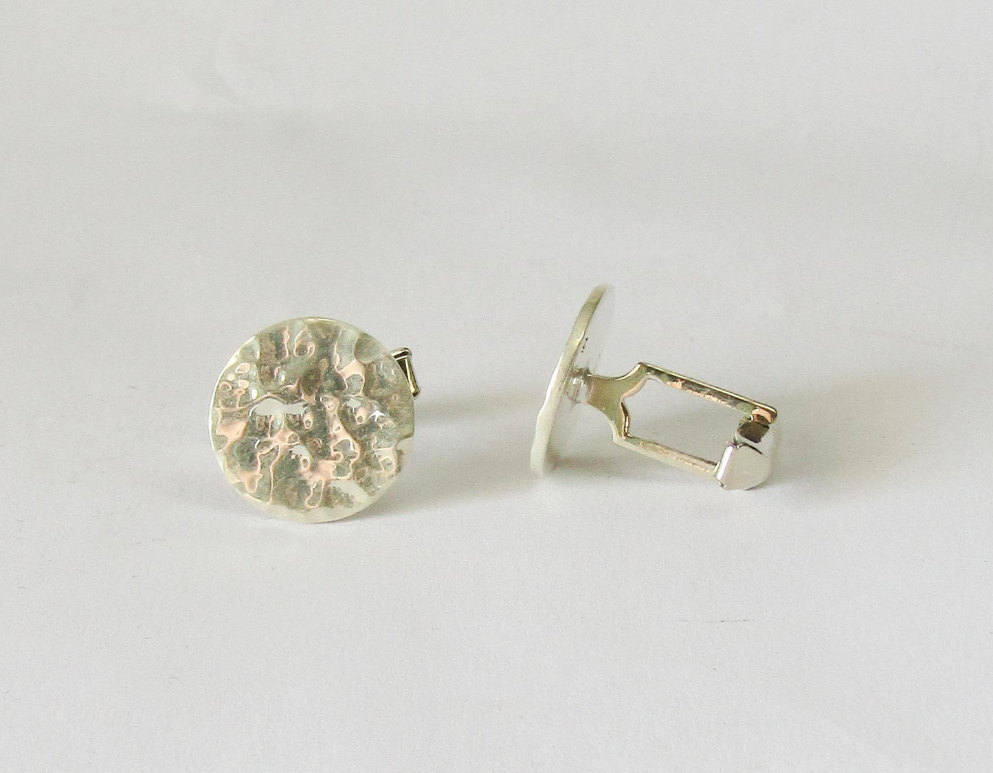 Cufflinks