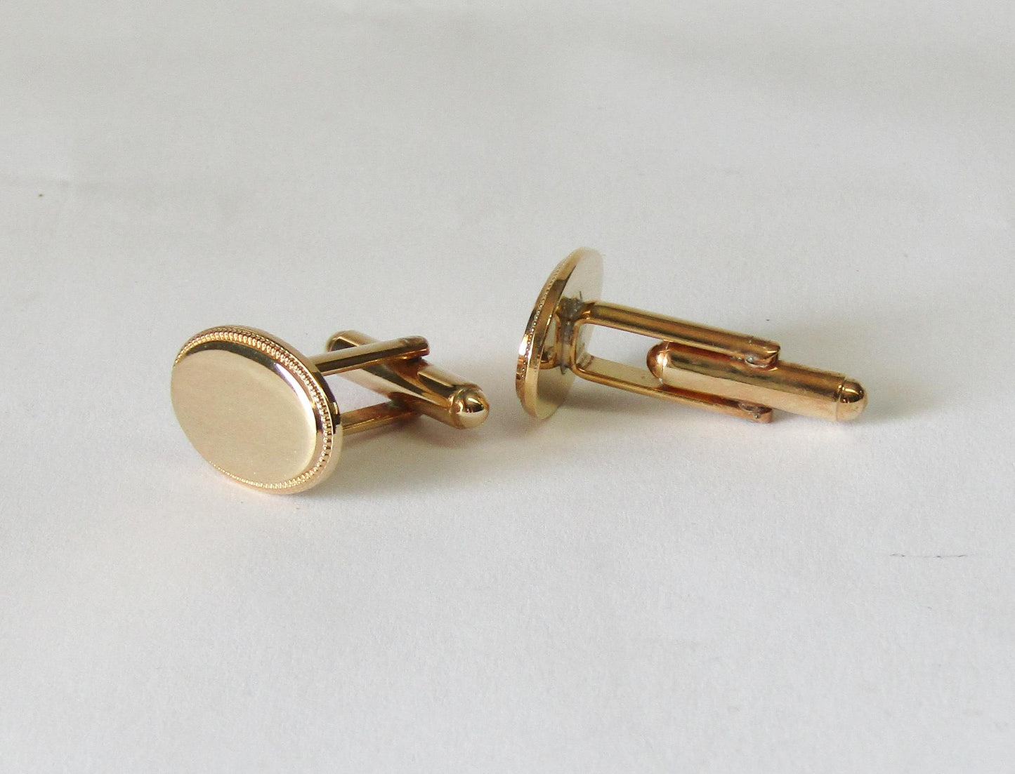 Cufflinks