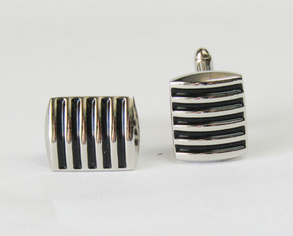 Cufflinks