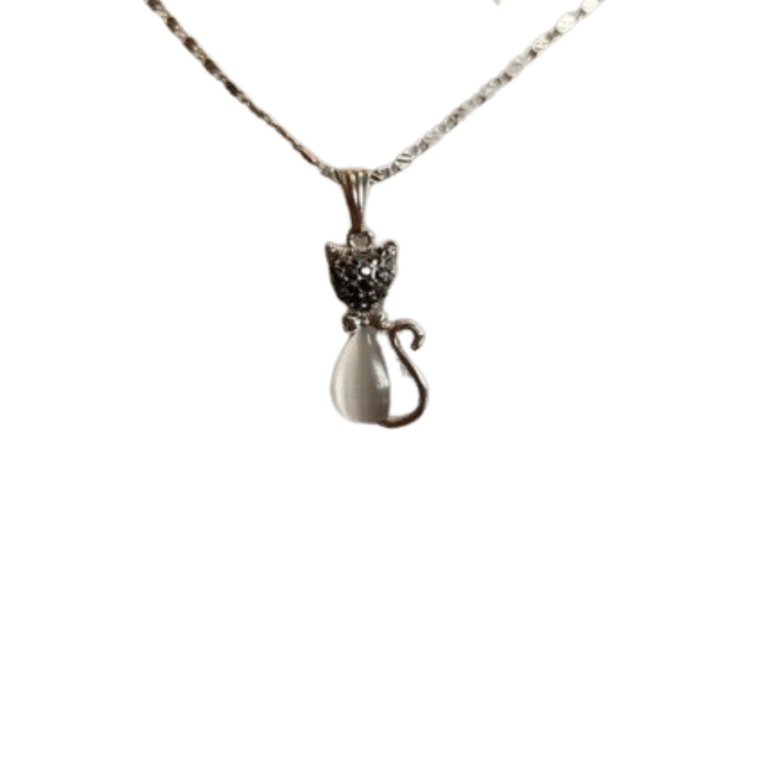 Cat Pendant Necklace